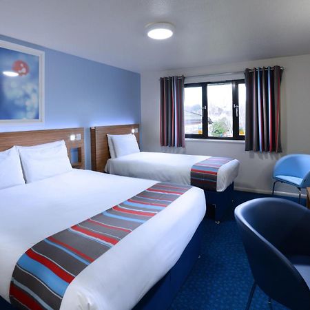 Travelodge Dublin Airport North 'Swords' Экстерьер фото