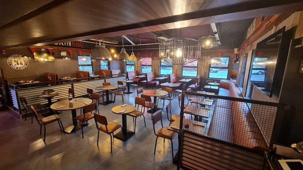 Travelodge Dublin Airport North 'Swords' Экстерьер фото
