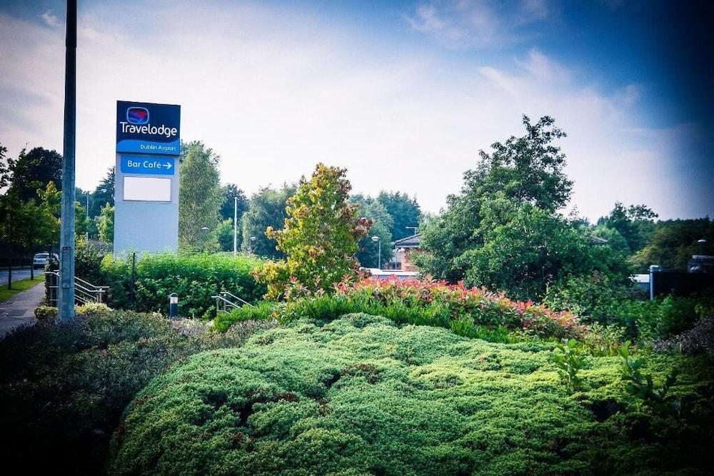 Travelodge Dublin Airport North 'Swords' Экстерьер фото