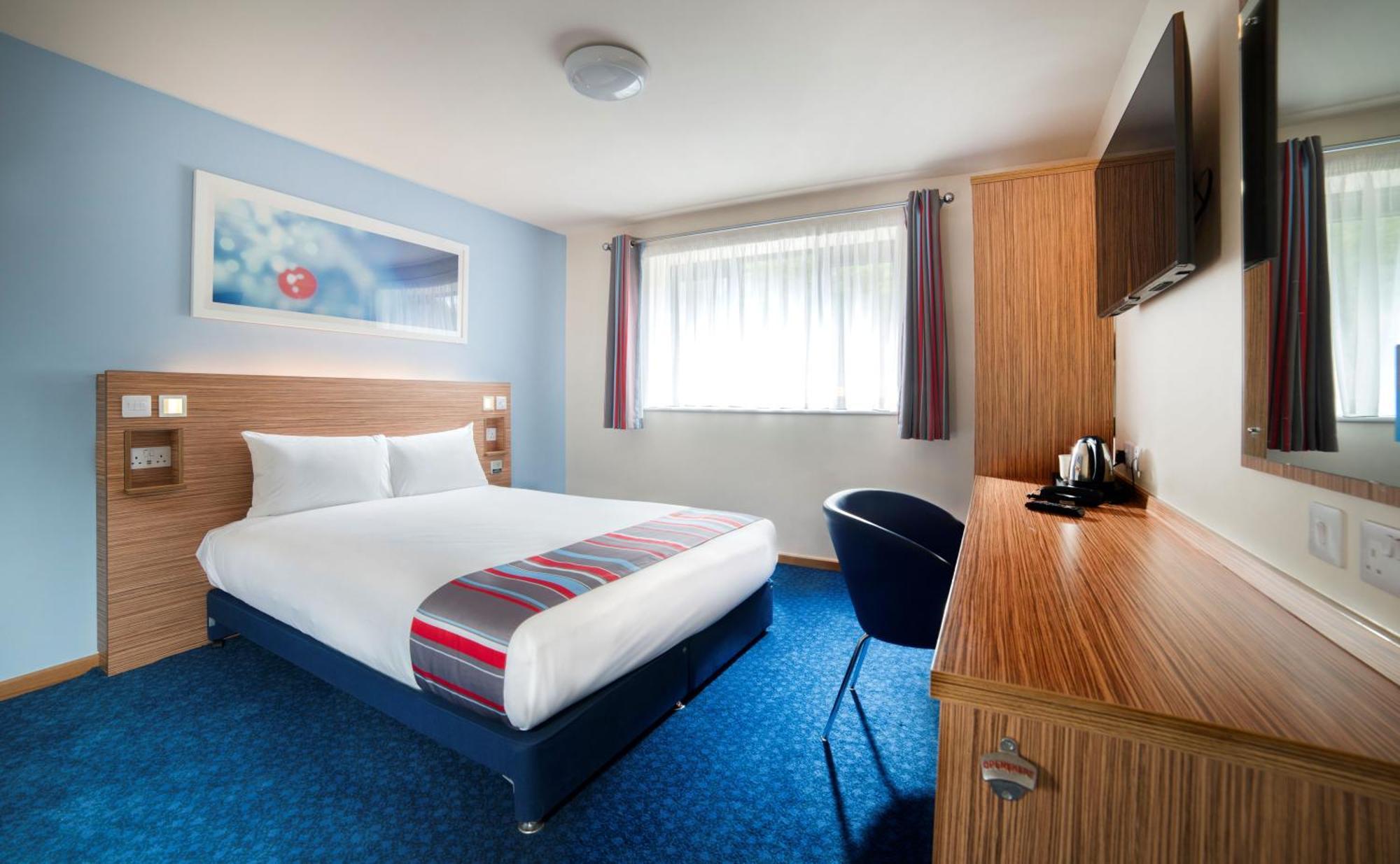 Travelodge Dublin Airport North 'Swords' Экстерьер фото