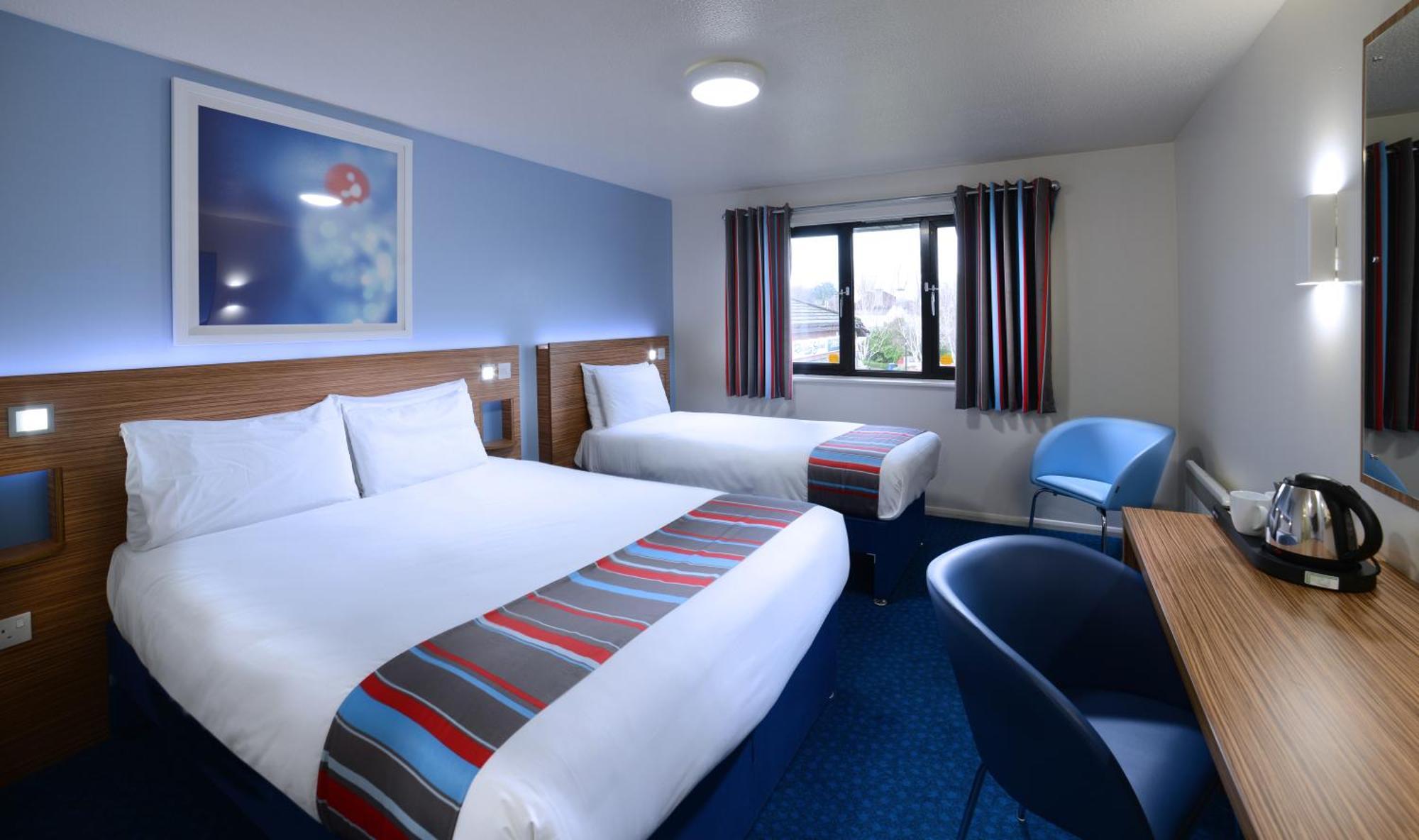 Travelodge Dublin Airport North 'Swords' Экстерьер фото